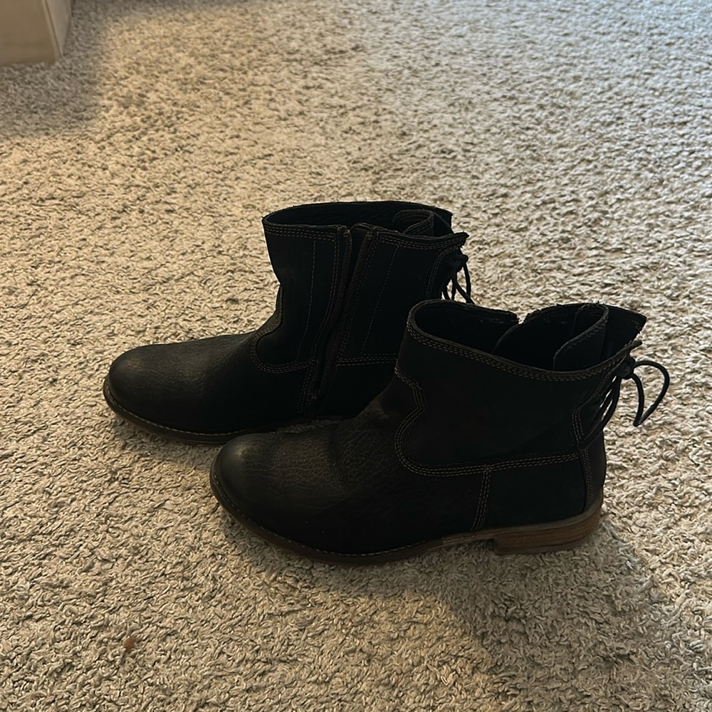 Black boots.